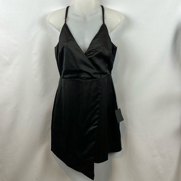 Lulu's What a Stunner Black Satin Asymmetrical A-Line Mini Dress Size M - Picture 4 of 13